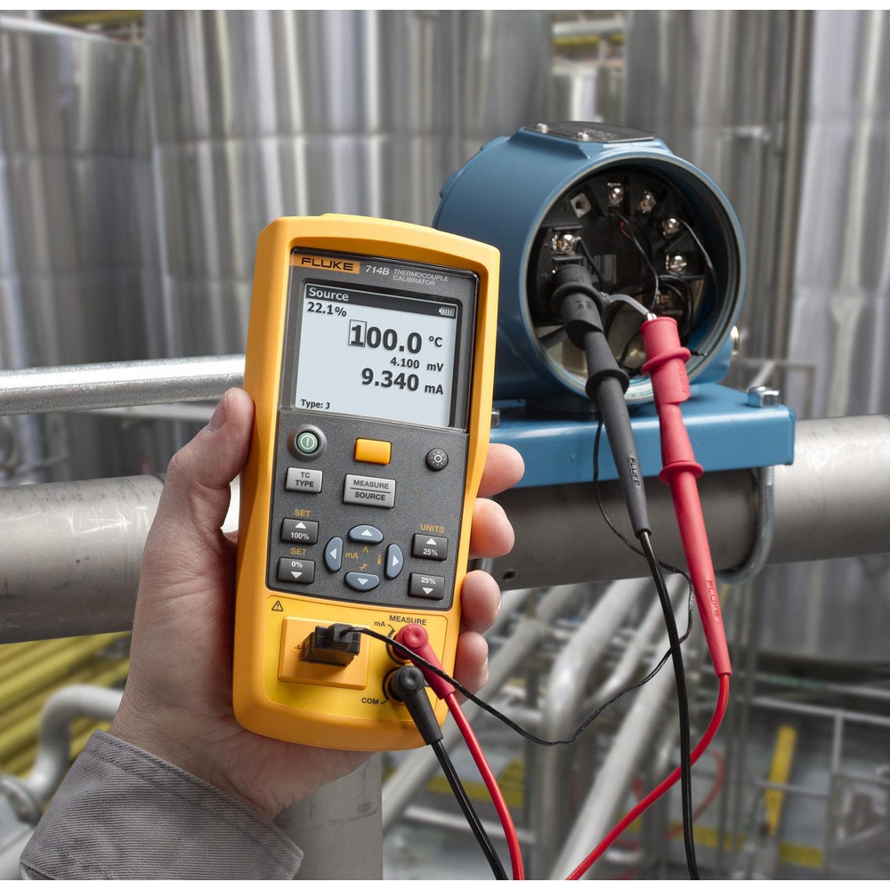 The Fluke 714B is a handheld, battery-operated instrument that measures and sources a variety of thermocouple types and millivolts. It can calibrate a linear thermocouple transmitter with the mV source function and also measure mA while sourcing temperatu