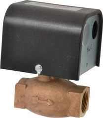 McDonnell & Miller - 150 psi, Brass Housing, General Purpose Flow Switch - 1.5 Flow Set Point, 1.5 to 15 GPM - Top Tool & Supply