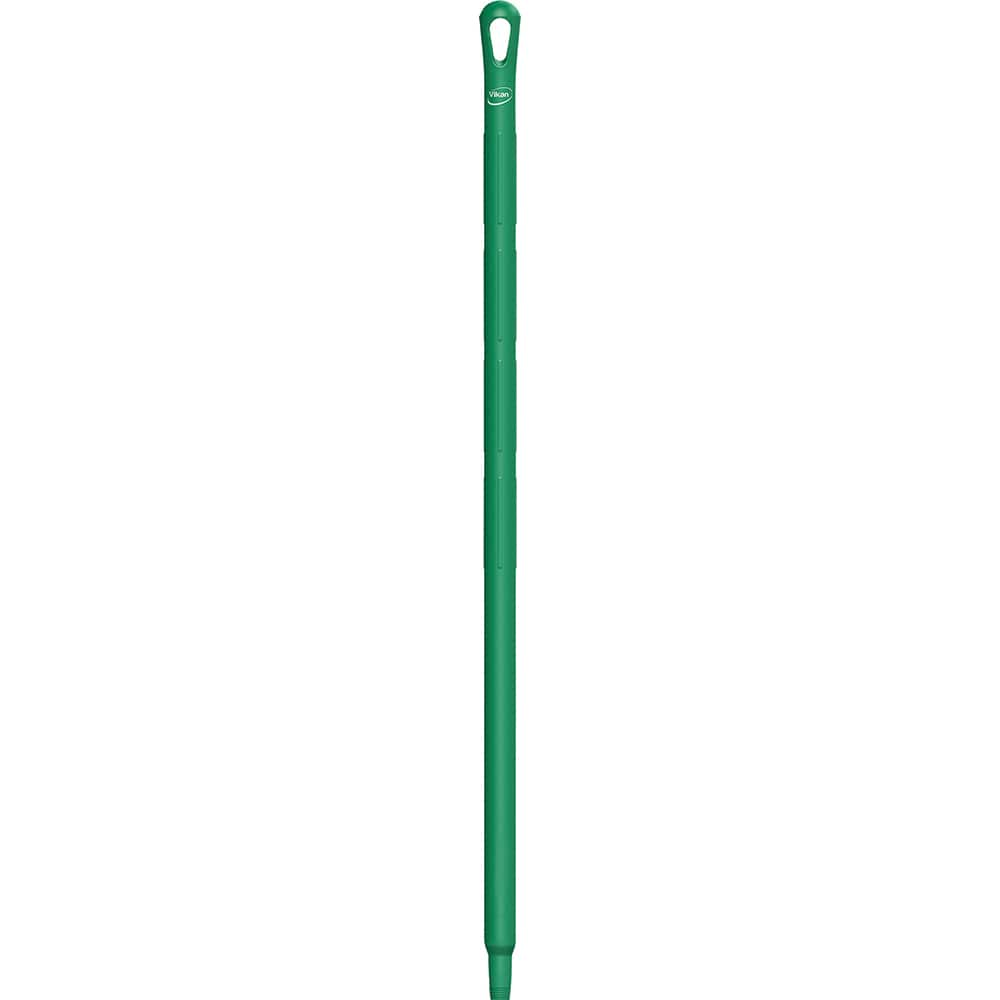 Remco - Broom/Squeegee Poles & Handles Connection Type: European Threaded Handle Material: Polypropylene - Top Tool & Supply