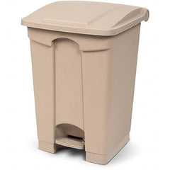 Toter - Biohazardous & Step-Open Trash Cans Label: Unlabeled Trash Can Capacity (Gal.): 12 - Top Tool & Supply