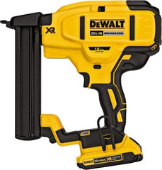 DeWALT - 1/4" Crown, 18 Gauge, 100 Staple Capacity Power Stapler - Includes Kit Bag; 20V Max Battery - Top Tool & Supply