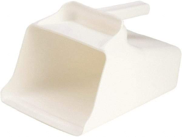 Remco - 128 oz White Polypropylene Flat Bottom Scoop - 8.7" Wide x 6.7" Deep Bowl, 11" OAL - Top Tool & Supply