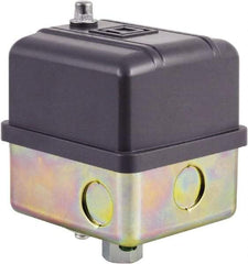 Square D - 1, 7, 9 and 3R NEMA Rated, 20 to 40 psi, Electromechanical Pressure and Level Switch - Adjustable Pressure, 575 VAC, L1-T1, L2-T2 Terminal, For Use with Square D Pumptrol - Top Tool & Supply