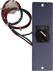 Schneider Electric - Contactor Enclosed Starter Instakit IEC TeSys, Selector Switch - For Use with Instakits - Top Tool & Supply