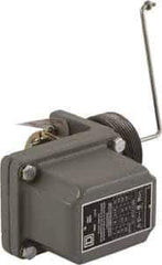 Square D - 7 and 9 NEMA Rated, DPST, Float Switch Pressure and Level Switch - 575 VAC, Line-Load-Load-Line Terminal - Top Tool & Supply