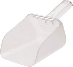 Rubbermaid - 32 oz Clear Polycarbonate Flat Bottom Scoop - 4.8" Wide x 4.7" Deep Bowl, 10.8" OAL - Top Tool & Supply