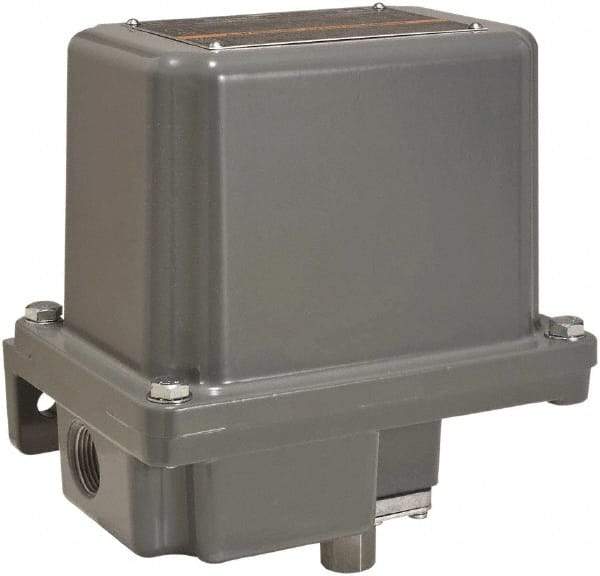 Square D - 7 and 9 NEMA Rated, SPDT, 170 to 5,600 psi, Electromechanical Pressure and Level Switch - Adjustable Pressure, 120 VAC at 6 Amp, 125 VDC at 0.22 Amp, 240 VAC at 3 Amp, 250 VDC at 0.27 Amp, 1/4 Inch Connector, Screw Terminal, For Use with 9012G - Top Tool & Supply