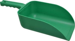 Remco - 82 oz Green Polypropylene Flat Bottom Scoop - 5.9" Wide x 3.3" Deep Bowl, 4-1/2" Handle Length, 15.1" OAL - Top Tool & Supply