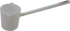 Dynalon Labware - 600 ml Polyethylene Short Dipper - 10" Long Handle - Top Tool & Supply