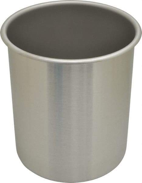 VOLLRATH - Round, Chrome Stainless Steel Food Storage Container - 8.6" High x 7.3" Wide - Top Tool & Supply