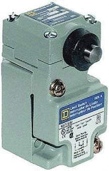 Square D - SPDT, NC/NO, 600 Volt Screw Terminal, Plunger Actuator, General Purpose Limit Switch - 1, 2, 4, 6, 12, 13, 6P NEMA Rating, IP67 IPR Rating - Top Tool & Supply