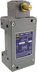 Square D - SPDT, 2NC/2NO, 600 Volt Screw Terminal, Rotary Head Actuator, General Purpose Limit Switch - 1, 2, 4, 6, 12, 13, 6P NEMA Rating, IP67 IPR Rating - Top Tool & Supply