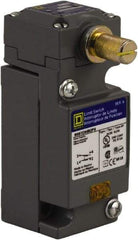 Square D - SPDT, NC/NO, 600 VAC, Screw Terminal, Rotary Head Actuator, General Purpose Limit Switch - 1, 2, 4, 6, 12, 13, 6P NEMA Rating, IP67 IPR Rating - Top Tool & Supply