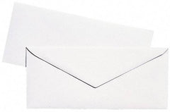 UNIVERSAL - 9-1/2" Long x 4-1/8" Wide Gummed Flap Plain White Envelope with Window - 24 Lb Paper Weight - Top Tool & Supply