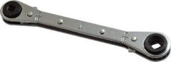 Proto - 1/4" & 3/16" Sq x 3/8" & 5/16" Sq 4 Point 4 in 1 Reversible Ratcheting Box Wrench - Double End, 5-1/2" OAL, Steel - Top Tool & Supply