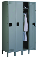 72"W x 18"D x 72"H Sixteen Person Locker (Each opn. To be 12"w x 18"d) with Coat Rod, w/6"Legs, Knocked Down - Top Tool & Supply